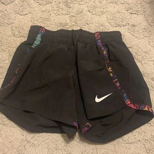 Black Nike shorts